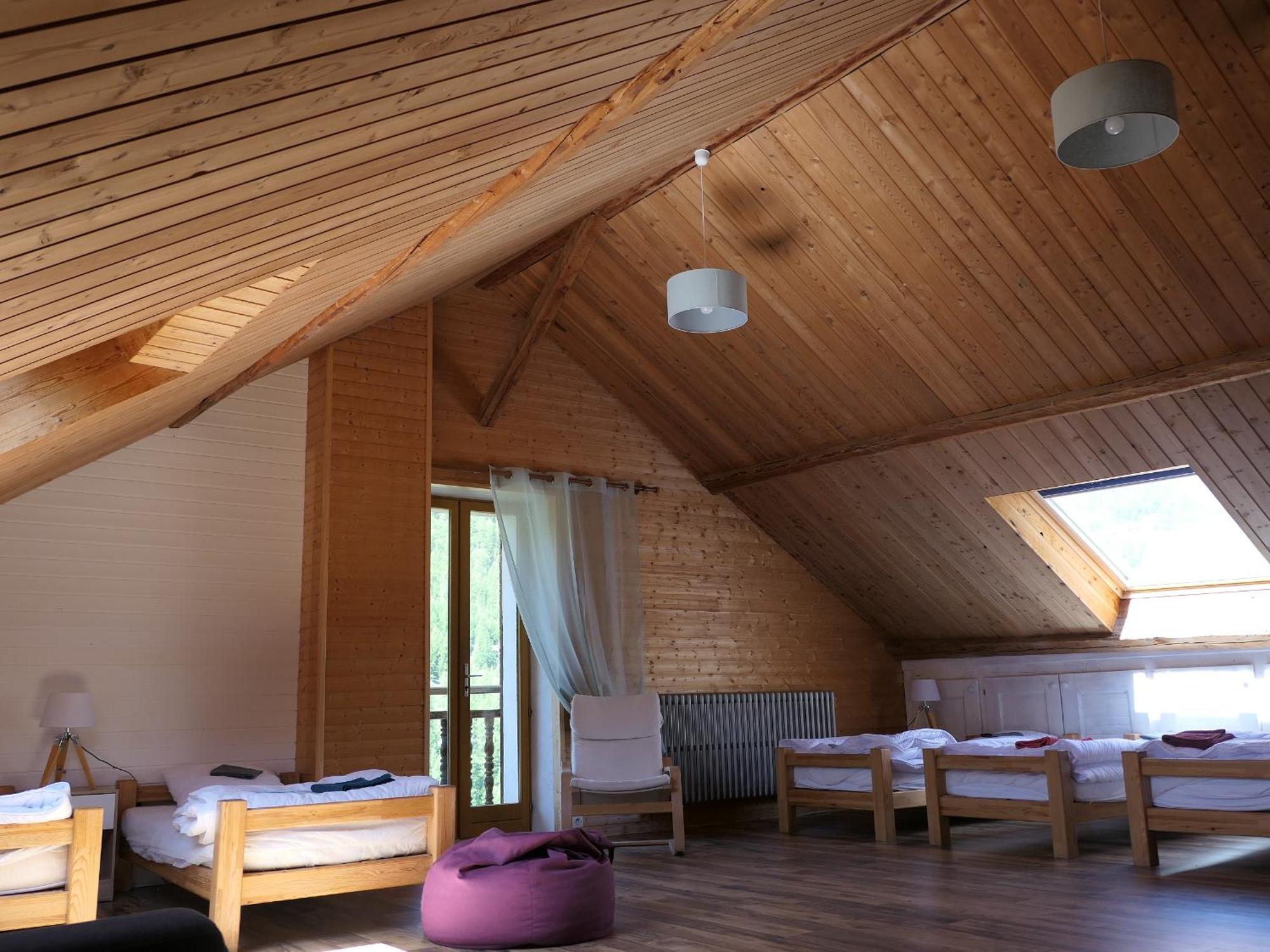 Auberge Les 1000 Cols, Anciennement Val D Azur Molines en Queyras Ruang foto