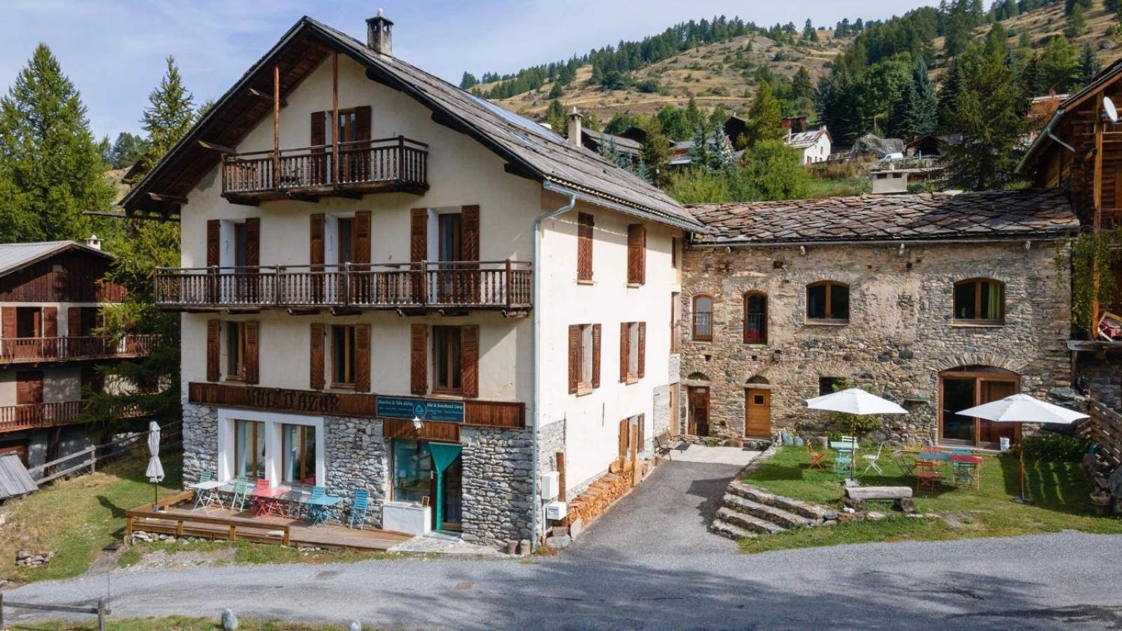 Auberge Les 1000 Cols, Anciennement Val D Azur Molines en Queyras Bagian luar foto